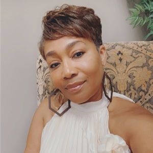 Meet your Posher, Mari